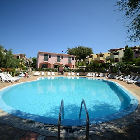 Villaggio Sa Ventana Бадези Екстериор снимка
