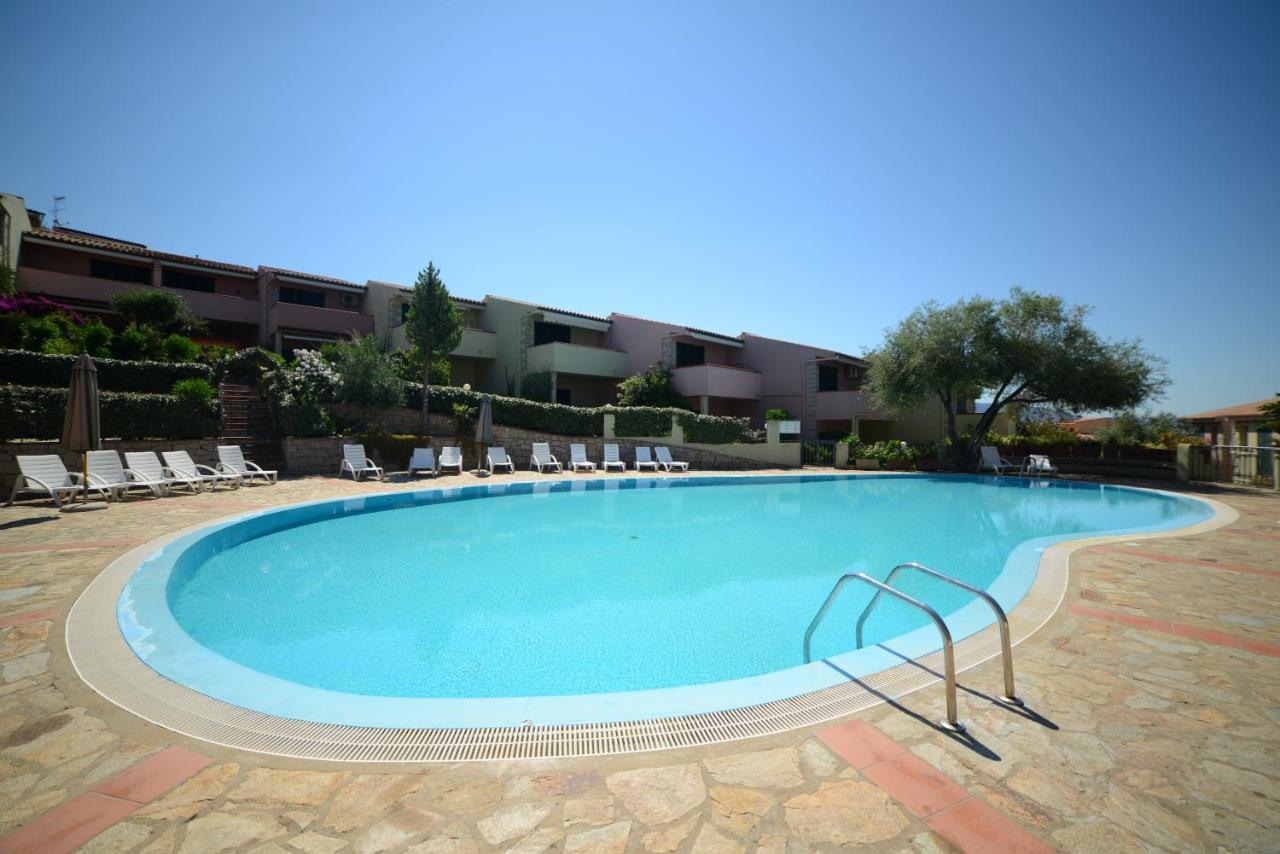 Villaggio Sa Ventana Бадези Екстериор снимка