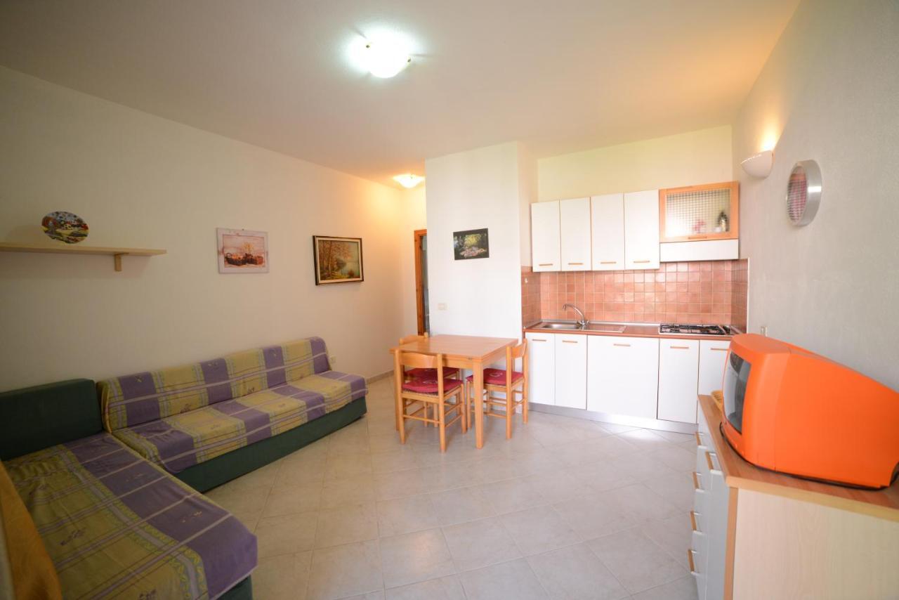 Villaggio Sa Ventana Бадези Екстериор снимка