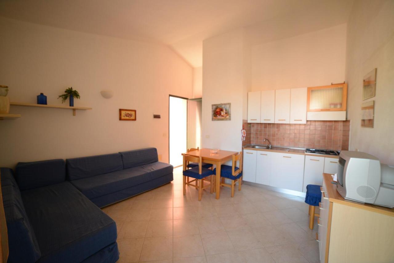 Villaggio Sa Ventana Бадези Екстериор снимка